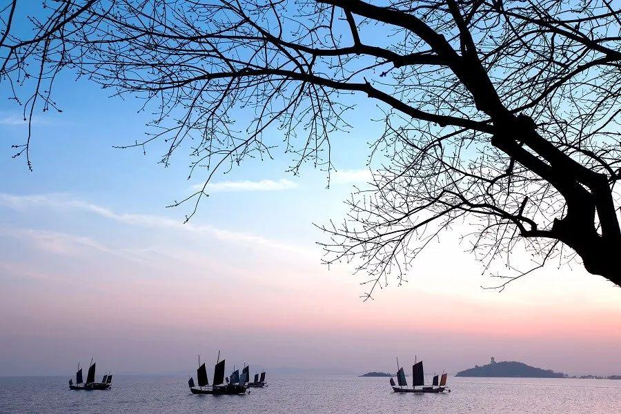 太湖诗句暗示邻号之谜